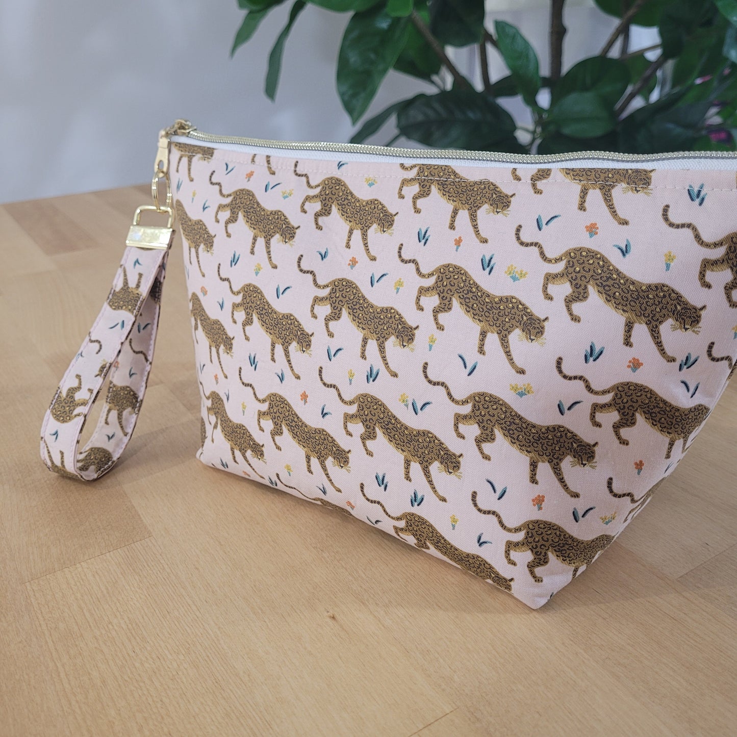 Jaguar Jumbo Makeup Zipper Bag