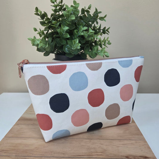 Pebble Pop handmade zipper pouch front view