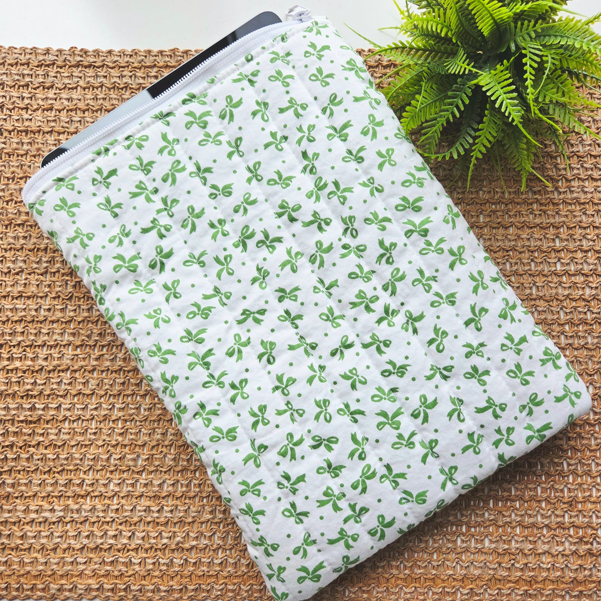 Bow print tablet case with quilted design